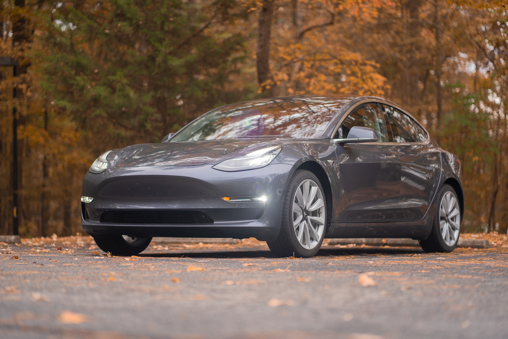 Pourquoi la Tesla Model 3 Performance est peut-être la meilleure