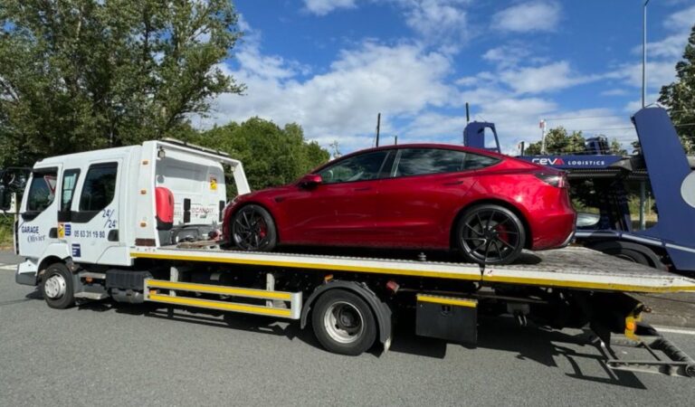La première Tesla Model 3 Performance saisi par la police pour excès de vitesse en France !