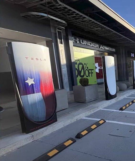 Lancement du premier Superchargeur de Tesla en Amérique du Sud