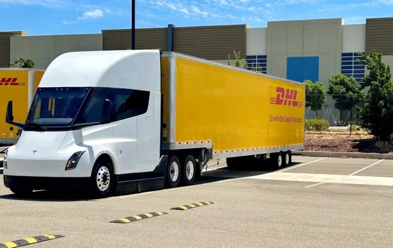 Le Tesla Semi impressionne avec un test réussi sur 4 800 km mené par DHL