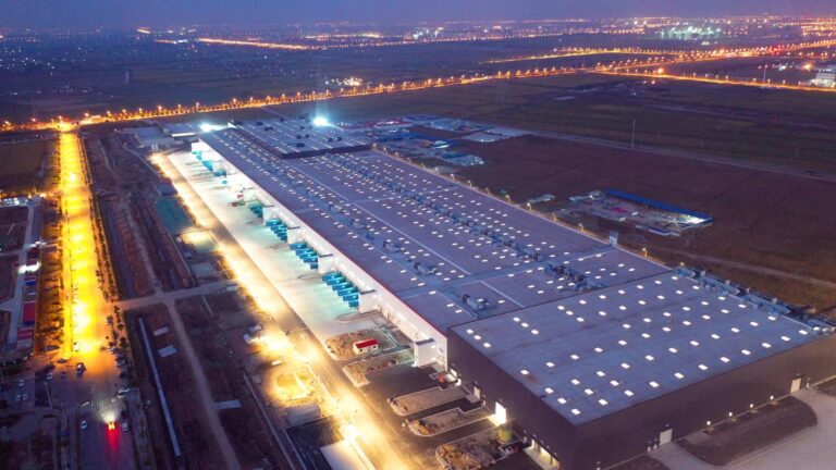 Tesla Gigafactories: Pioneering the Future of Sustainable Manufacturing